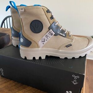 Palladium Pampa Witch Queen Boots